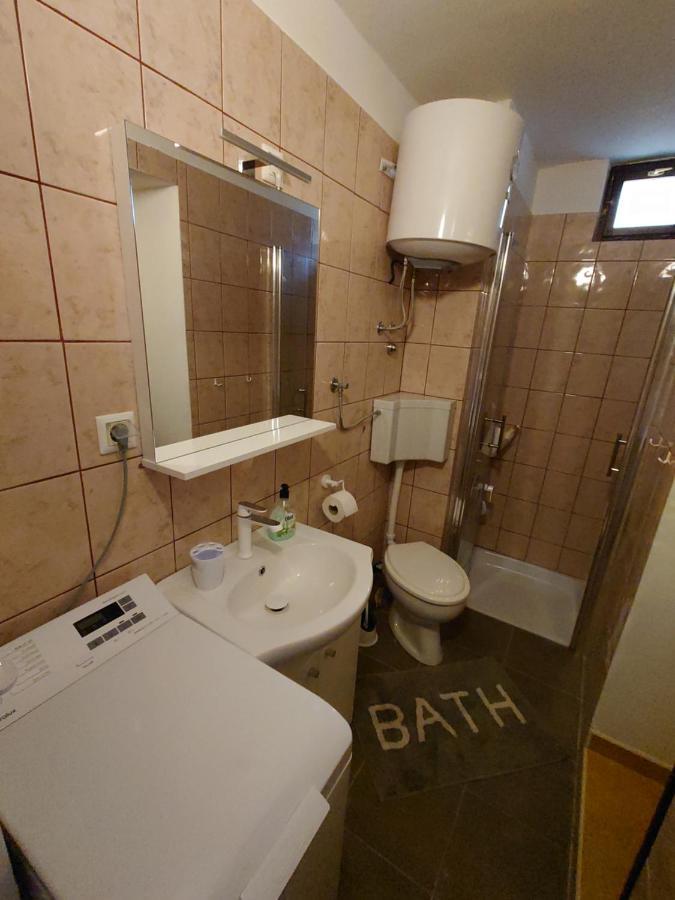 Apartmani Lea Ядраново Екстериор снимка